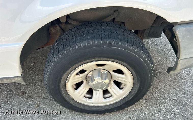 image for item EG0575 2011 Ford Ranger SuperCab pickup truck