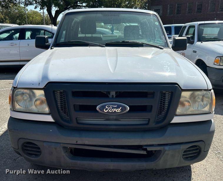 image for item EG0576 2011 Ford Ranger SuperCab pickup truck