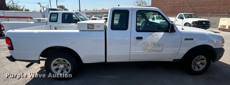 image for item EG0576 2011 Ford Ranger SuperCab pickup truck