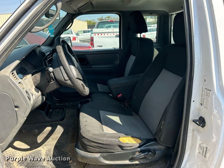 image for item EG0576 2011 Ford Ranger SuperCab pickup truck