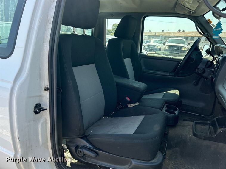 image for item EG0576 2011 Ford Ranger SuperCab pickup truck