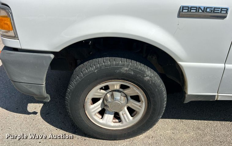 image for item EG0576 2011 Ford Ranger SuperCab pickup truck