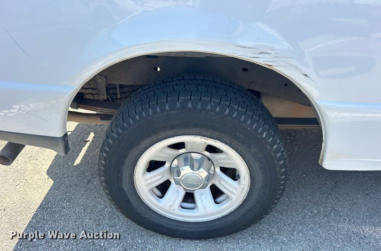 image for item EG0576 2011 Ford Ranger SuperCab pickup truck