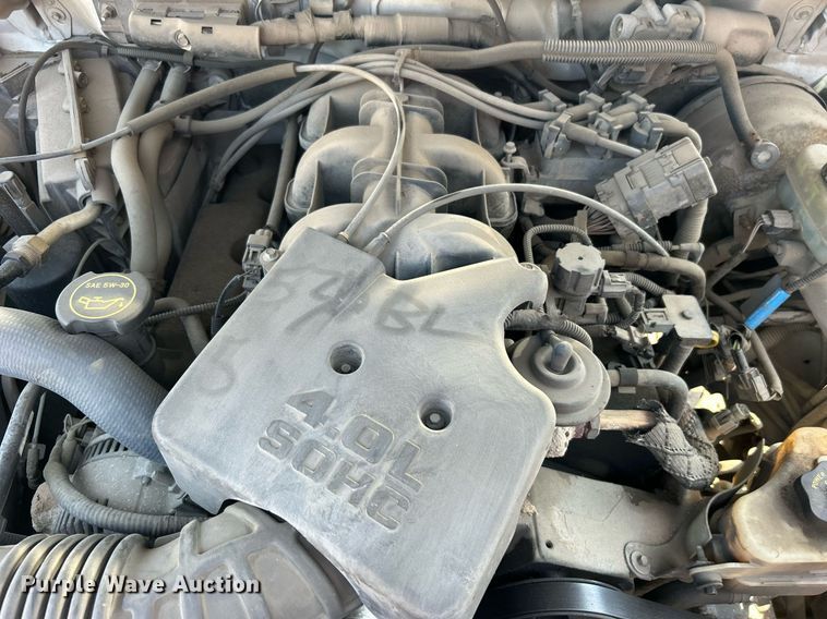 image for item EG0579 2002 Ford Ranger SuperCab pickup truck