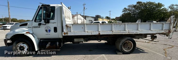 image for item EG0594 2008 International 4300 dump flatbed truck