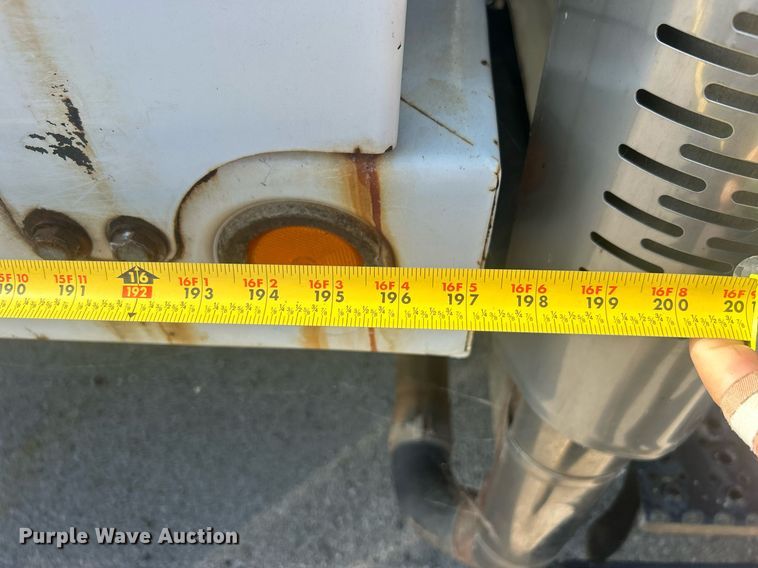 image for item EG0594 2008 International 4300 dump flatbed truck