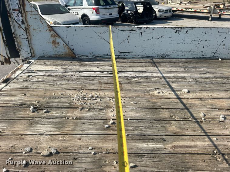 image for item EG0594 2008 International 4300 dump flatbed truck