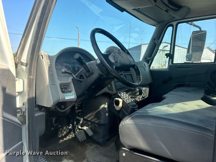 image for item EG0594 2008 International 4300 dump flatbed truck