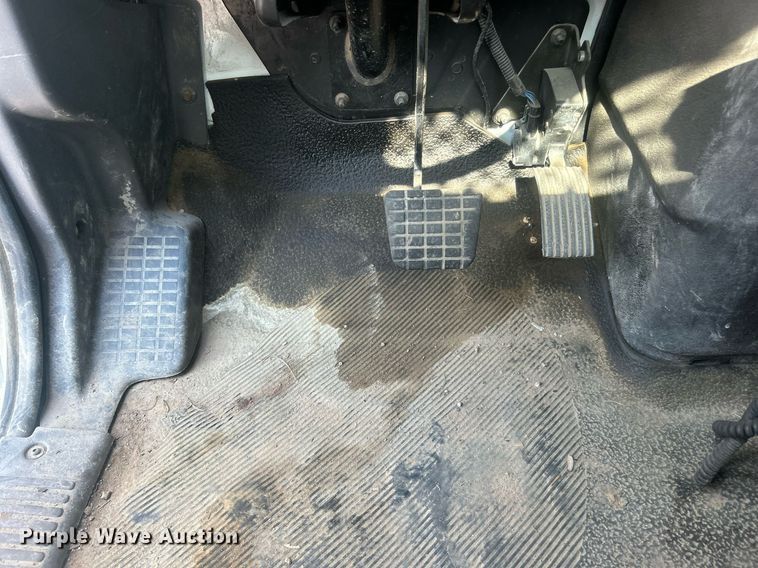 image for item EG0594 2008 International 4300 dump flatbed truck