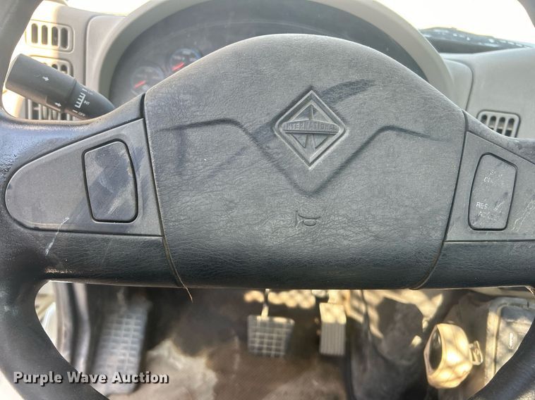 image for item EG0594 2008 International 4300 dump flatbed truck