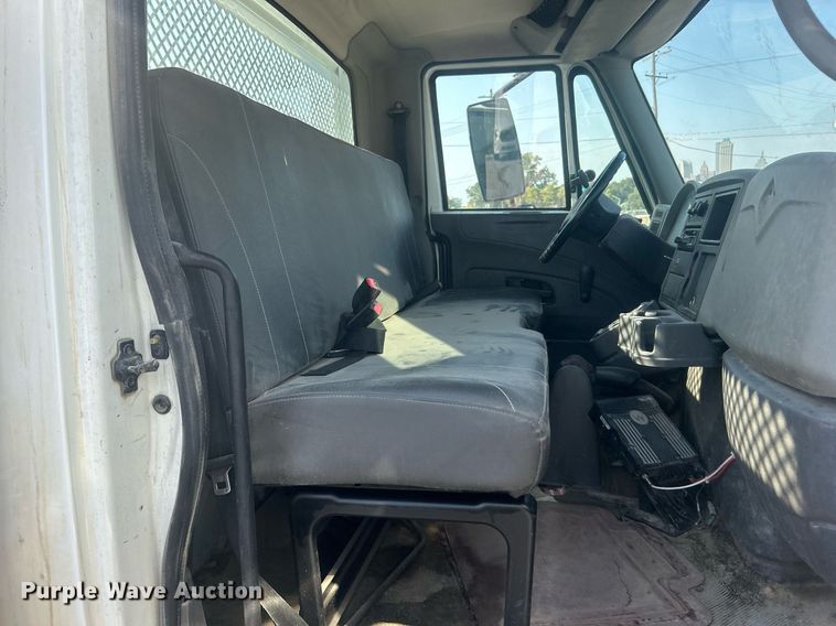 image for item EG0594 2008 International 4300 dump flatbed truck