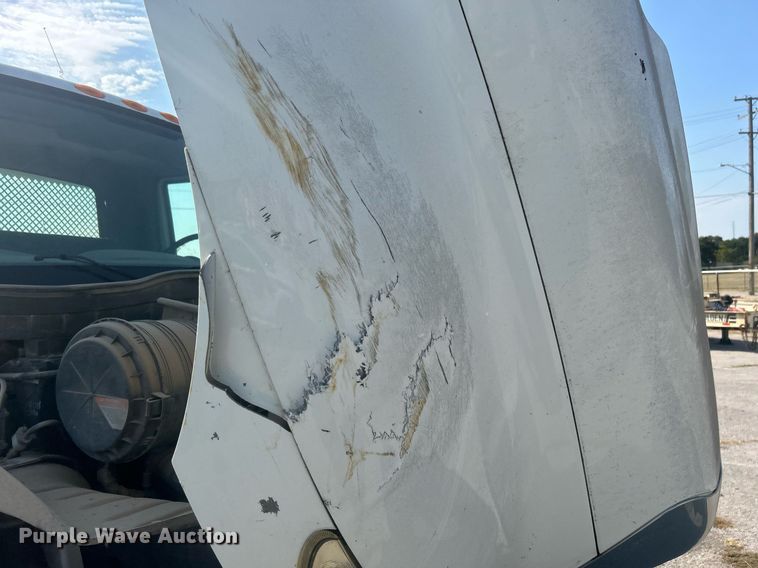 image for item EG0594 2008 International 4300 dump flatbed truck