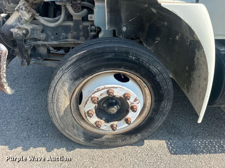 image for item EG0594 2008 International 4300 dump flatbed truck