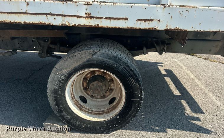 image for item EG0594 2008 International 4300 dump flatbed truck