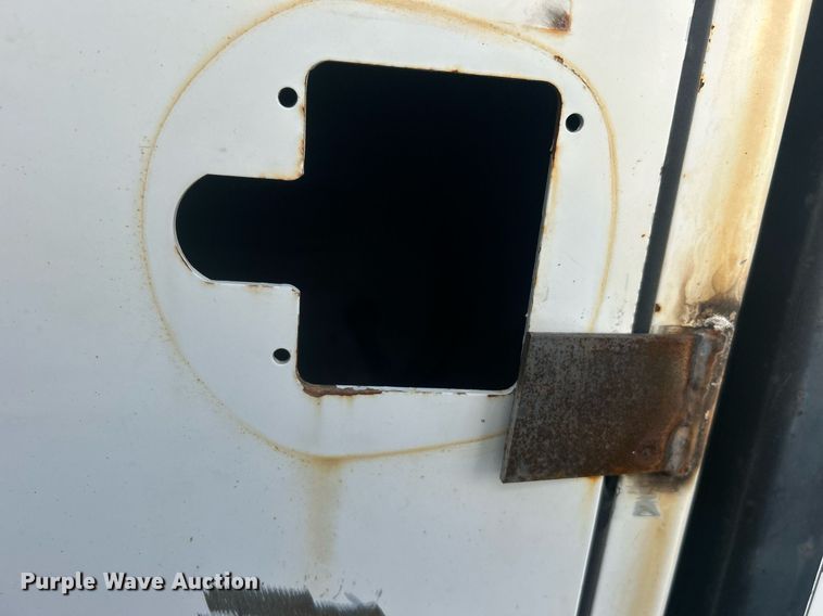 image for item EG0601 2008 International 4400 utility / service truck