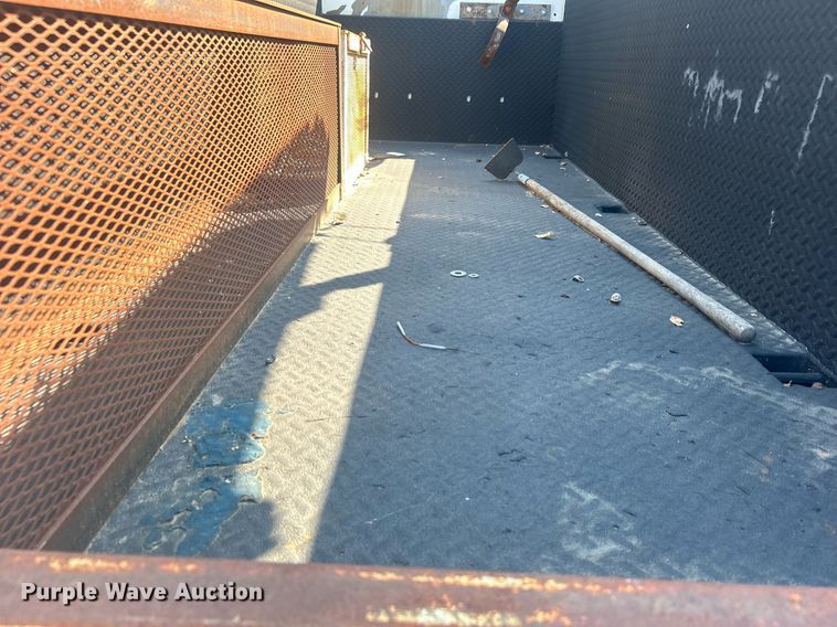 image for item EG0601 2008 International 4400 utility / service truck