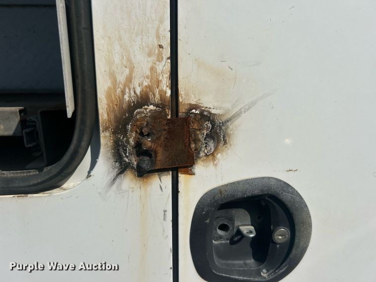 image for item EG0601 2008 International 4400 utility / service truck