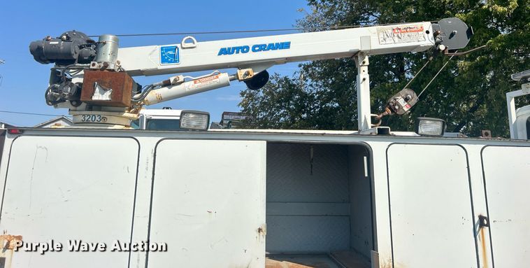 image for item EG0601 2008 International 4400 utility / service truck