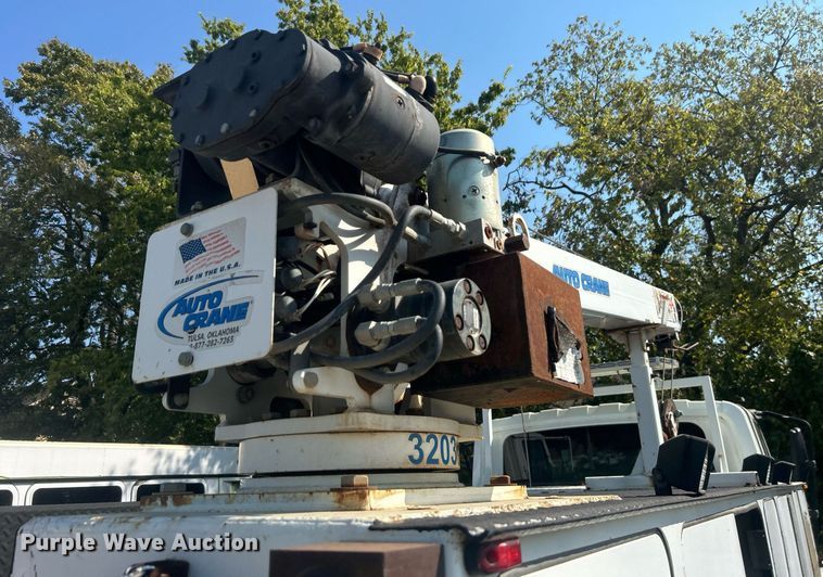 image for item EG0601 2008 International 4400 utility / service truck