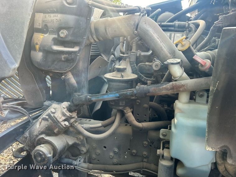 image for item EG0601 2008 International 4400 utility / service truck