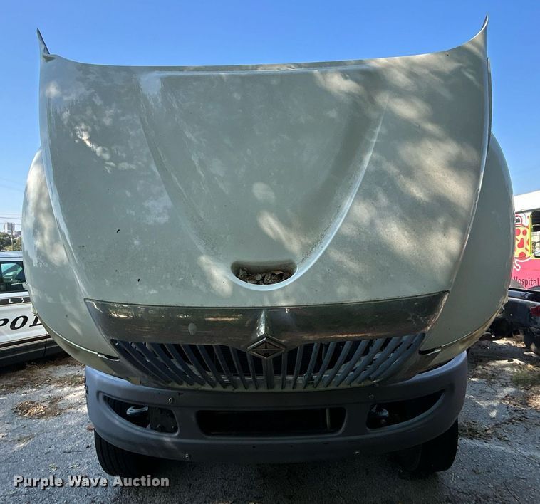 image for item EG0601 2008 International 4400 utility / service truck