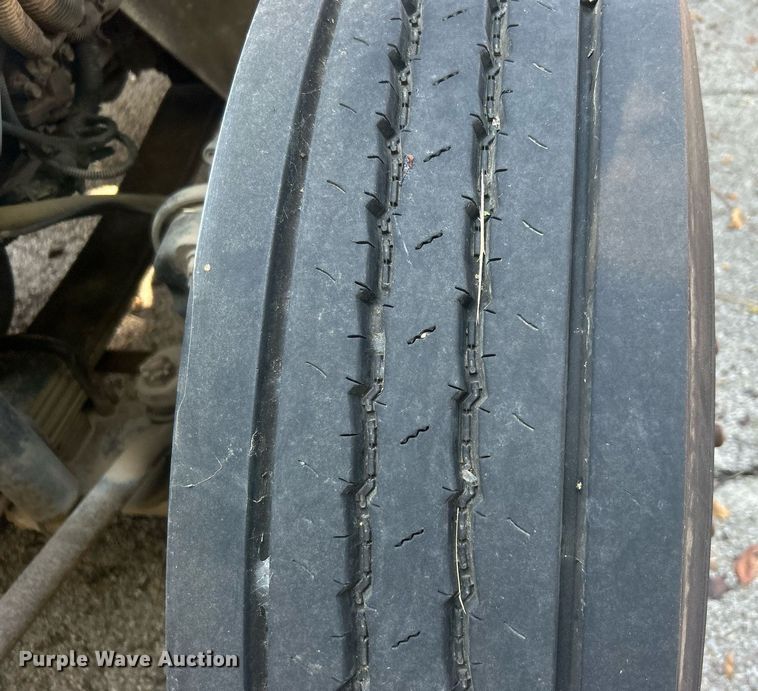 image for item EG0601 2008 International 4400 utility / service truck