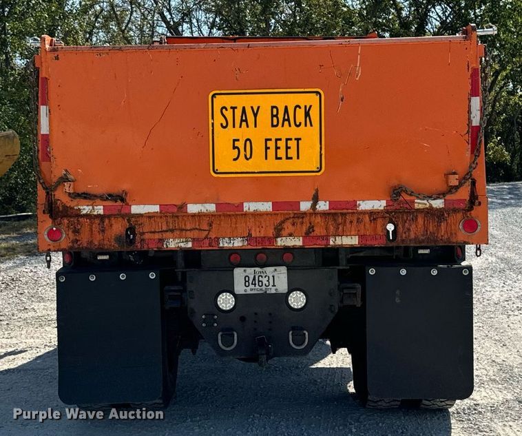 image for item EG6759 2005 International 4300 SBA  dump truck