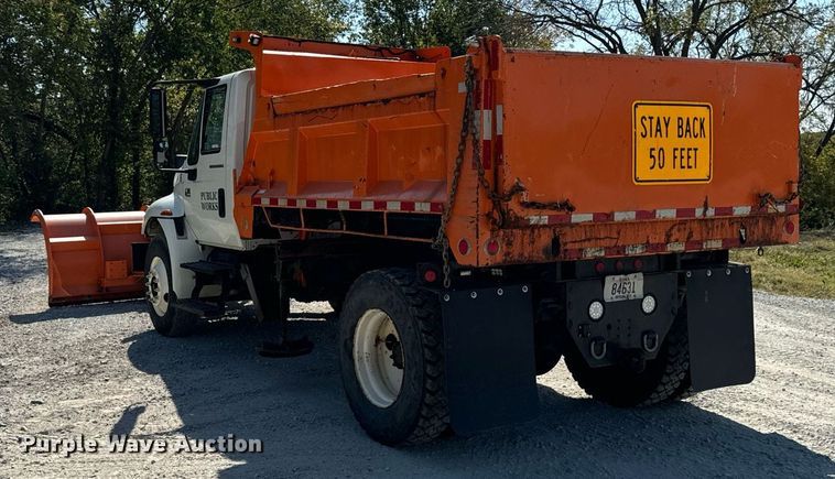 image for item EG6759 2005 International 4300 SBA  dump truck