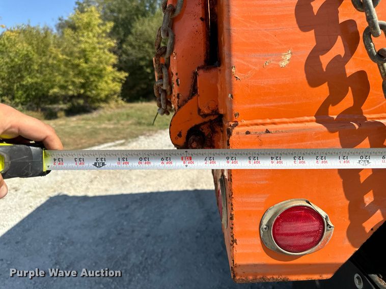 image for item EG6759 2005 International 4300 SBA  dump truck