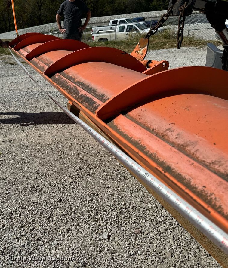 image for item EG6759 2005 International 4300 SBA  dump truck