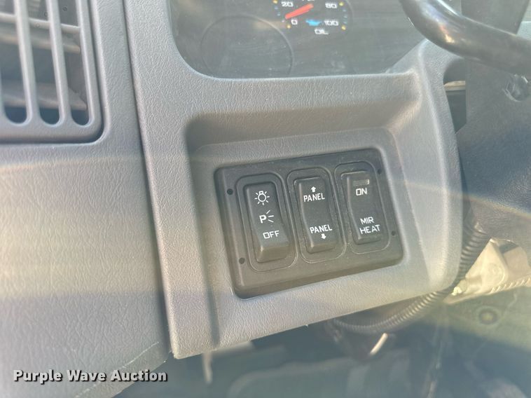 image for item EG6759 2005 International 4300 SBA  dump truck