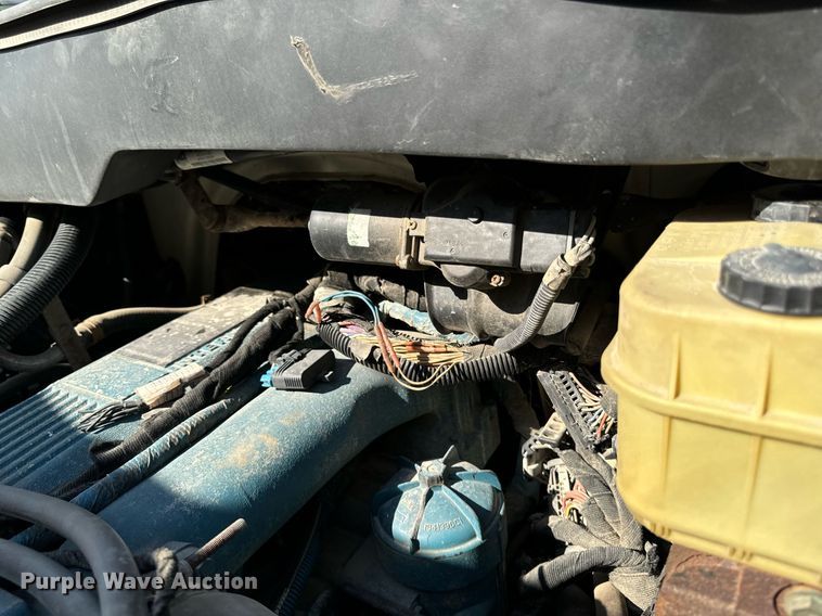 image for item EG6759 2005 International 4300 SBA  dump truck