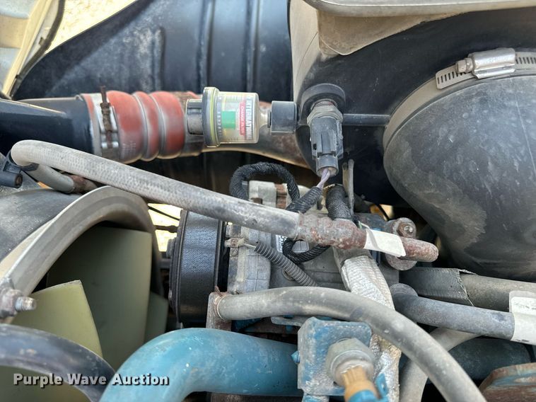 image for item EG6759 2005 International 4300 SBA  dump truck