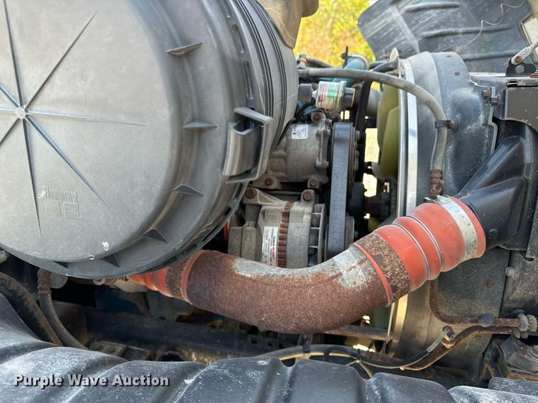 image for item EG6759 2005 International 4300 SBA  dump truck