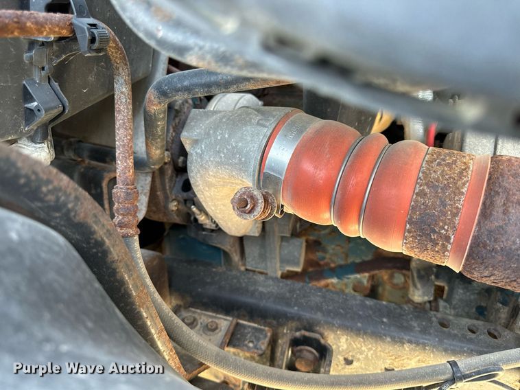 image for item EG6759 2005 International 4300 SBA  dump truck