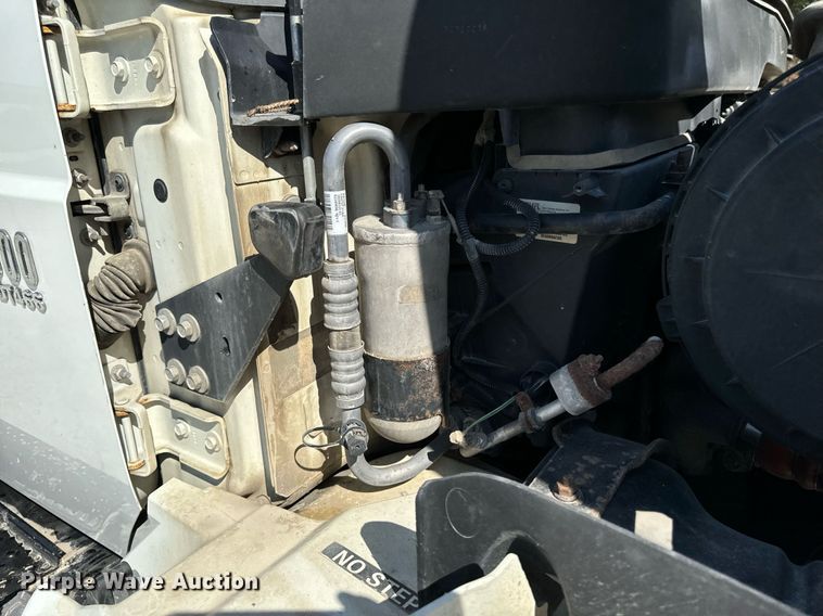 image for item EG6759 2005 International 4300 SBA  dump truck