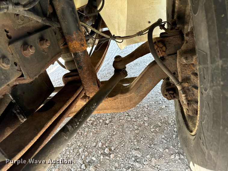 image for item EG6759 2005 International 4300 SBA  dump truck