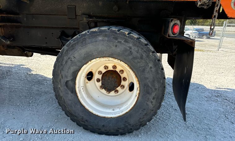 image for item EG6759 2005 International 4300 SBA  dump truck