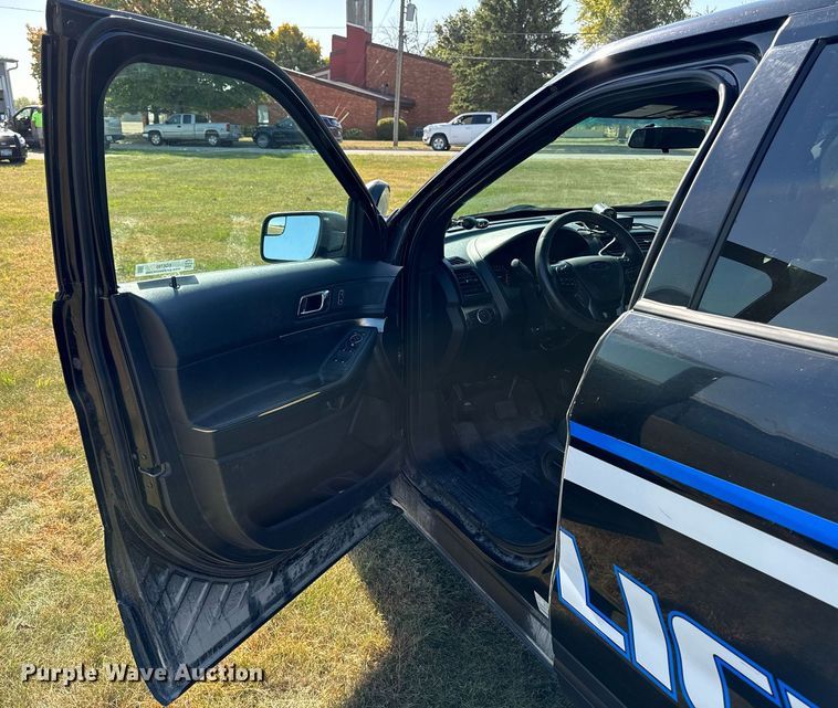 image for item EG6780 2017 Ford Explorer Police Interceptor  SUV
