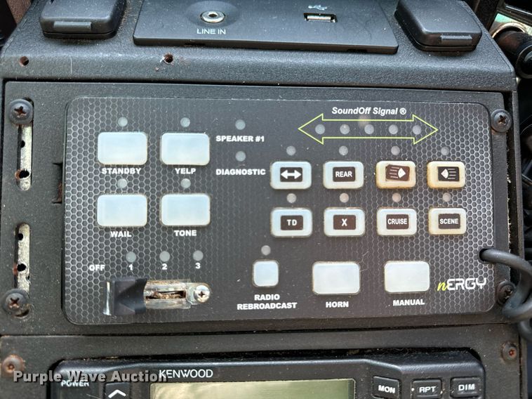 image for item EG6780 2017 Ford Explorer Police Interceptor  SUV