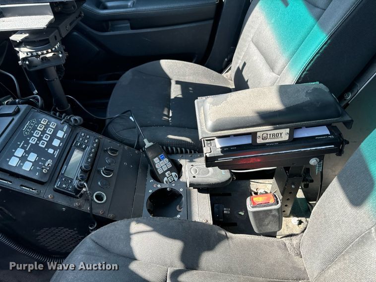 image for item EG6780 2017 Ford Explorer Police Interceptor  SUV