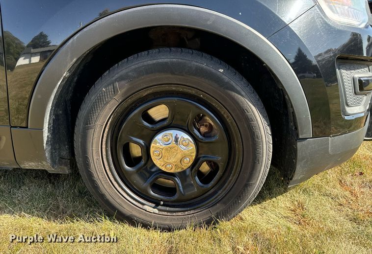 image for item EG6780 2017 Ford Explorer Police Interceptor  SUV