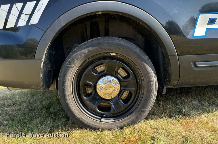 image for item EG6780 2017 Ford Explorer Police Interceptor  SUV