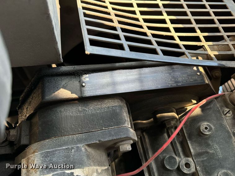 image for item EG6793 2007 GMC T7500  street sweeper truck