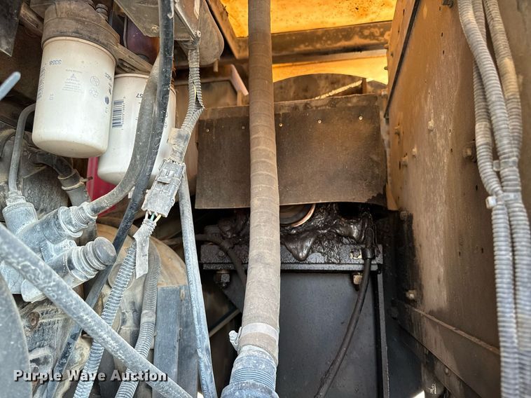 image for item EG6793 2007 GMC T7500  street sweeper truck