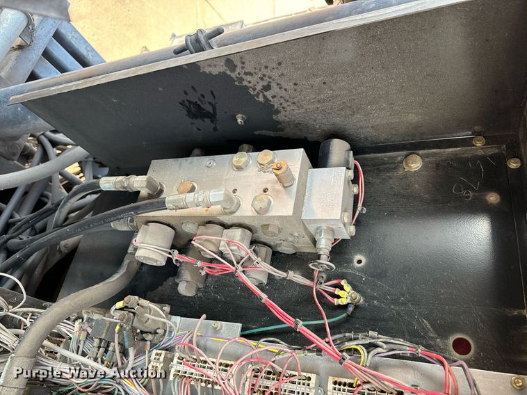 image for item EG6793 2007 GMC T7500  street sweeper truck