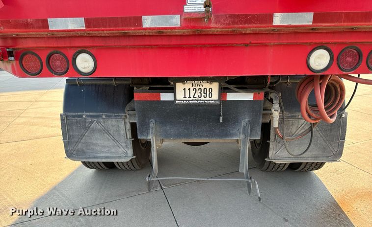 image for item EG6793 2007 GMC T7500  street sweeper truck