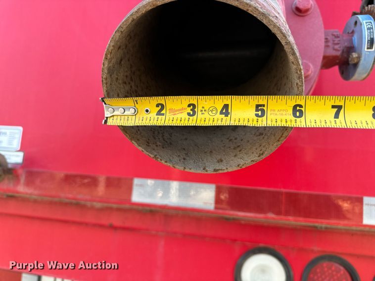 image for item EG6793 2007 GMC T7500  street sweeper truck