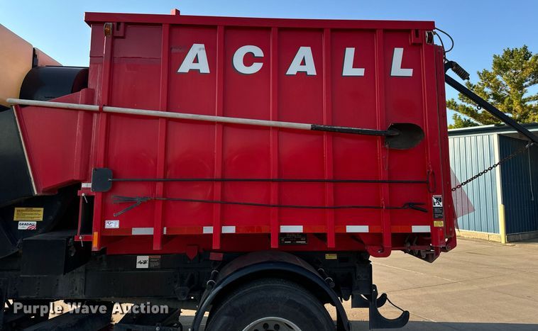 image for item EG6793 2007 GMC T7500  street sweeper truck