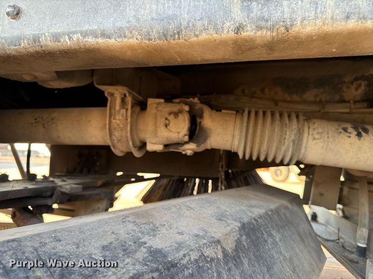 image for item EG6793 2007 GMC T7500  street sweeper truck